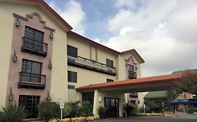 Quinta Dorada Hotel & Suites